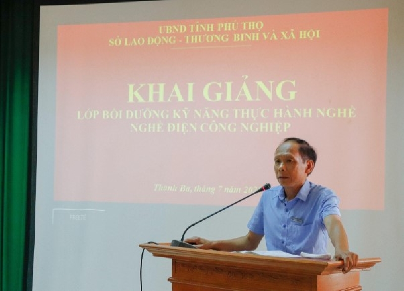 PCEM khai mạc lớp bồi dưỡng kỹ năng nghề