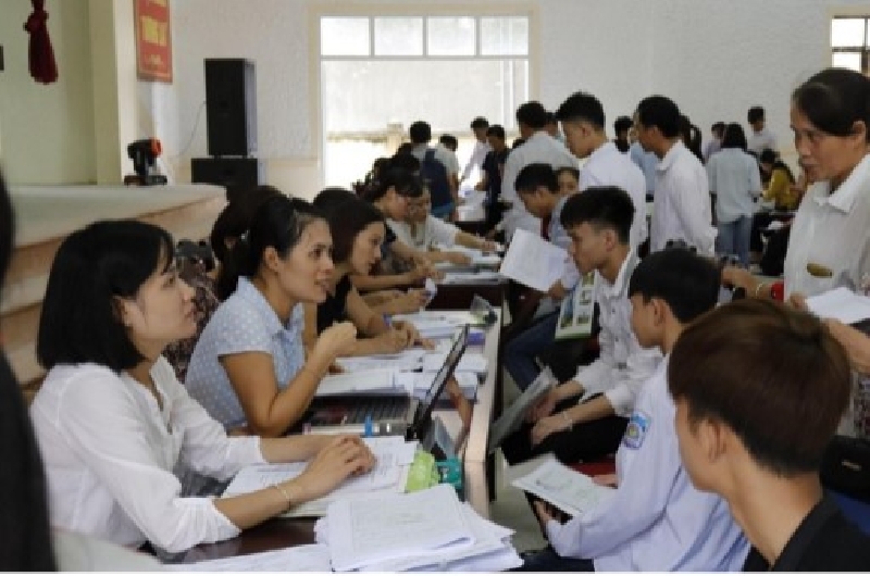 [Hình ảnh] Không khí tại ngày nhập học đầu tiên của các em HS-SV khóa 50