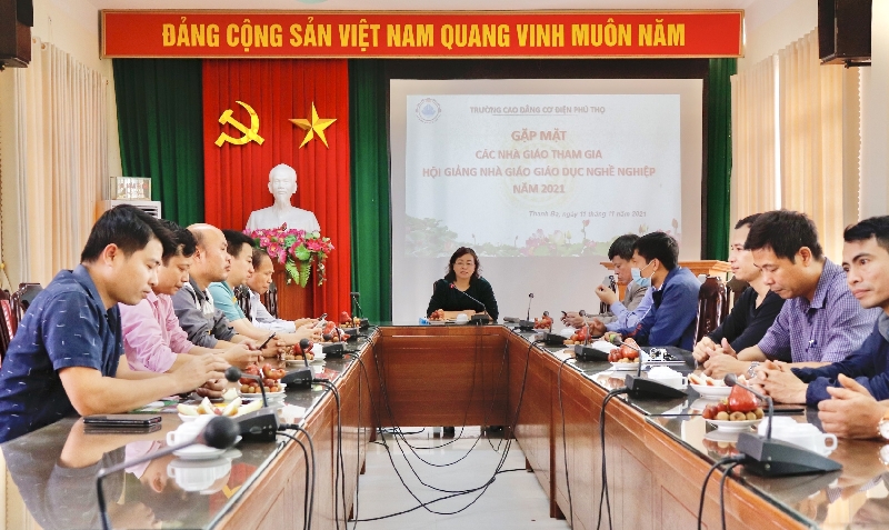 Gặp mặt các nhà giáo tham gia Hội giảng Nhà giáo GDNN toàn quốc năm 2021